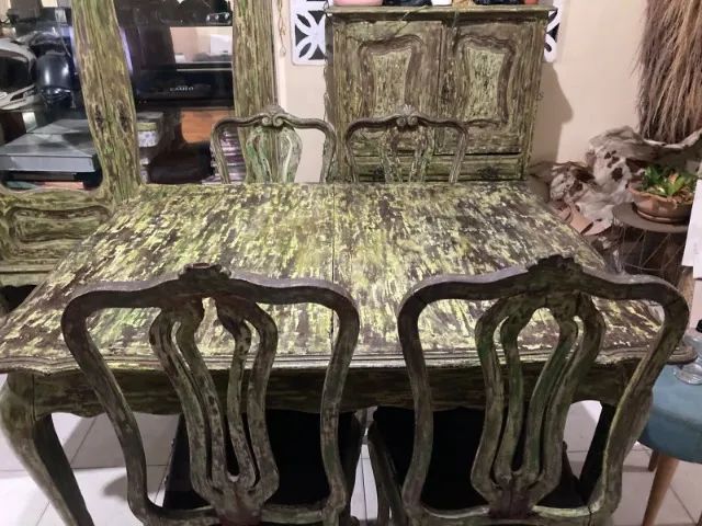 Mesa de Jantar + 4 cadeiras