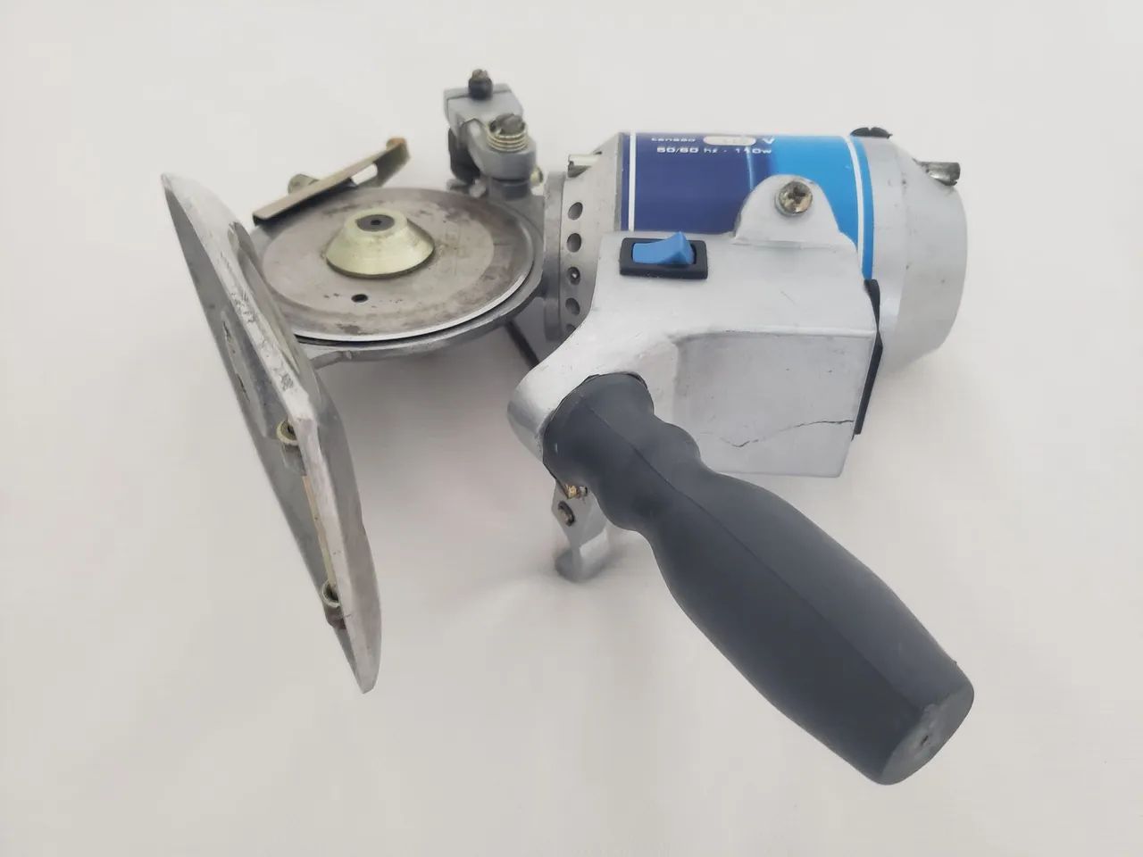 Maquina de Cortar Tecidos Pluscort 38  - Foto 3