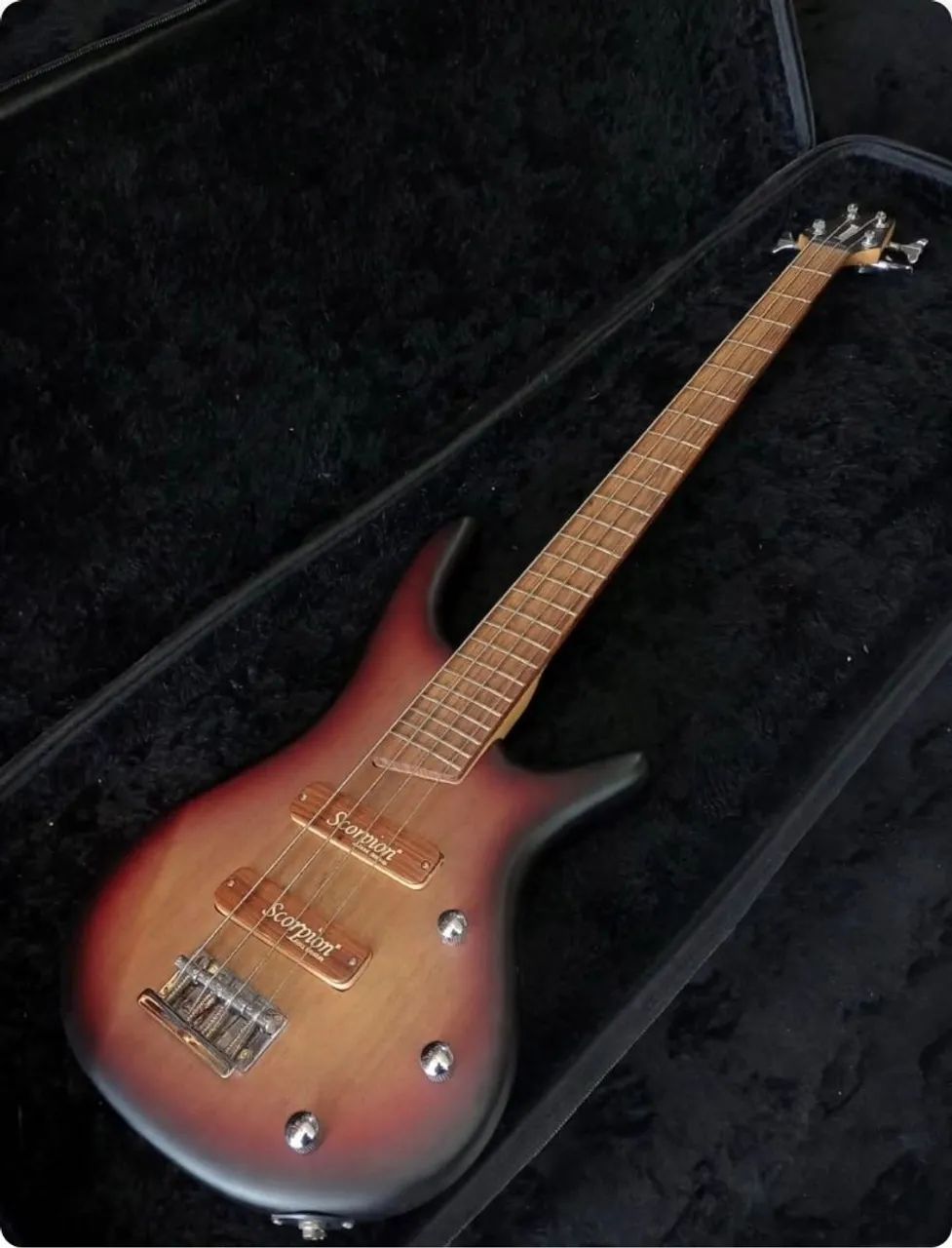 Contrabaixo luthier Scorpion Custom 4 Cordas 