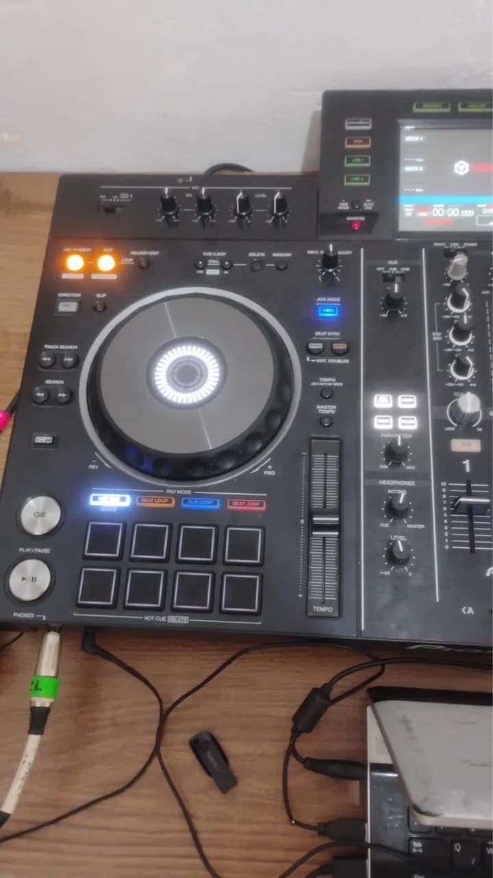Pionner XDJ-RX2  com hard case  - Foto 2