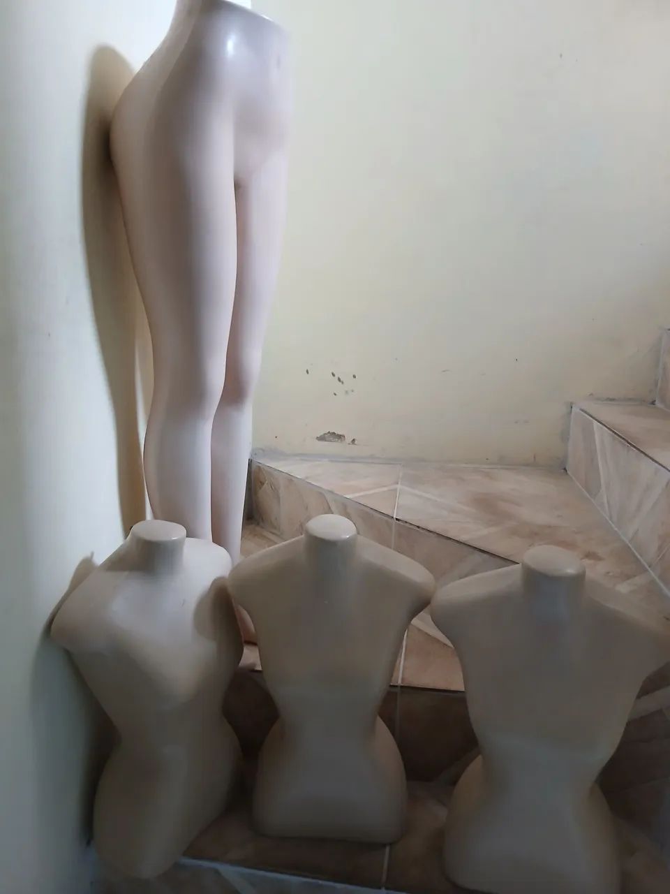 Vendo manequins usados - Foto 2