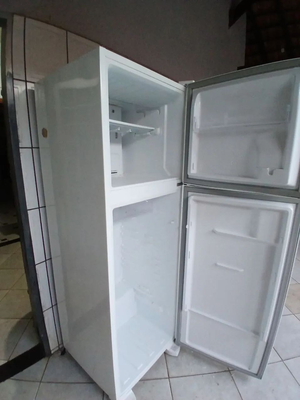 Geladeira eletrolux  - Foto 2