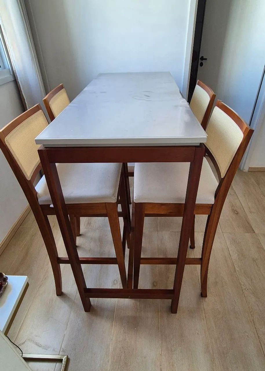 Conjunto com 4 cadeiras Bistrô Tiê CabeCasa