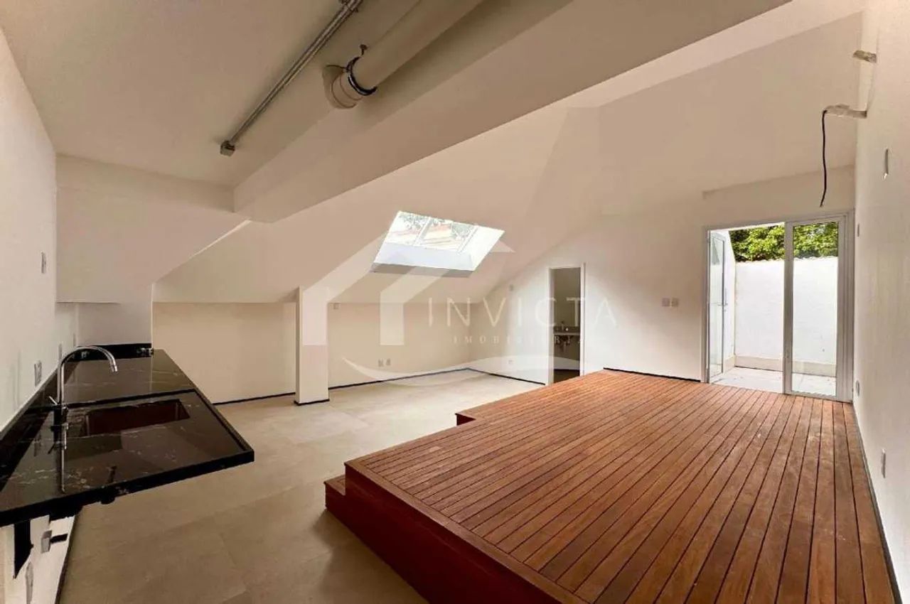 STUDIO MODERNO COM ÁREA EXTERNA EM RUA NOBRE DE BOTAFOGO - Foto 4