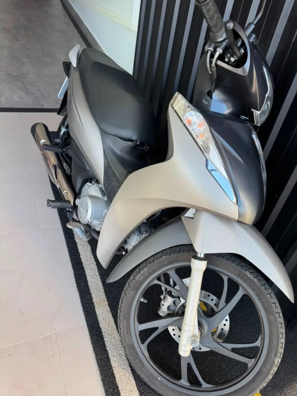 BIZ 125  - Foto 3