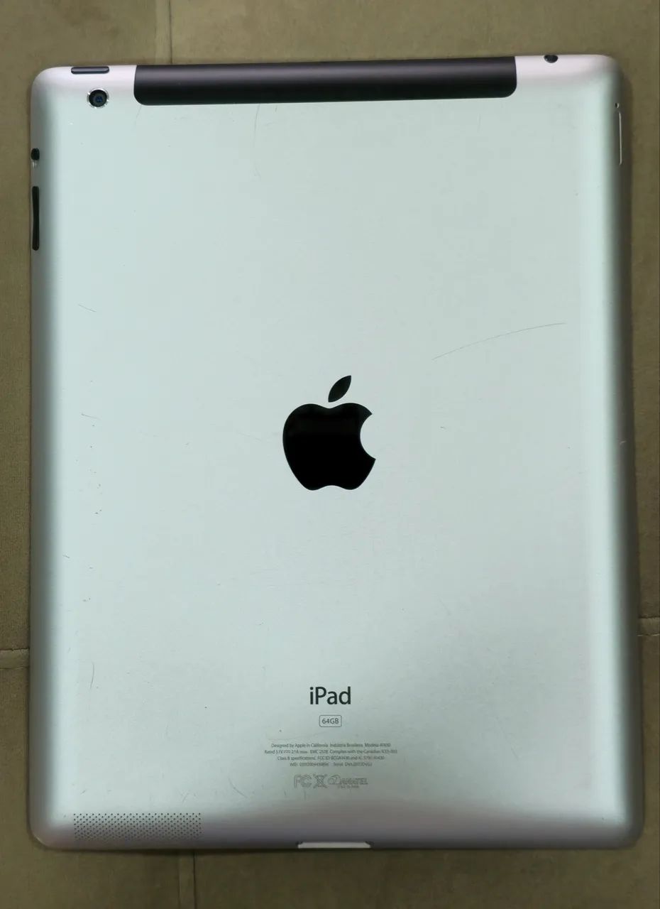 iPad 中古 A1460 Apple iPad 3ª Geração A1430 64gb Wi-fi - Tablets e E-Readers