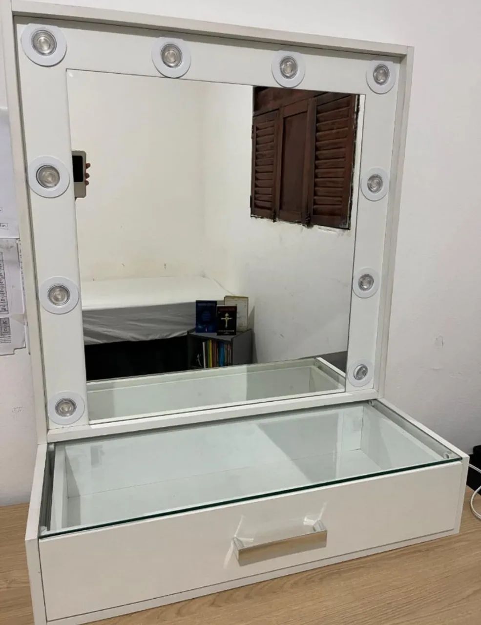 Penteadeira de alto padrão com gaveta e tampo de vidro  - Foto 3