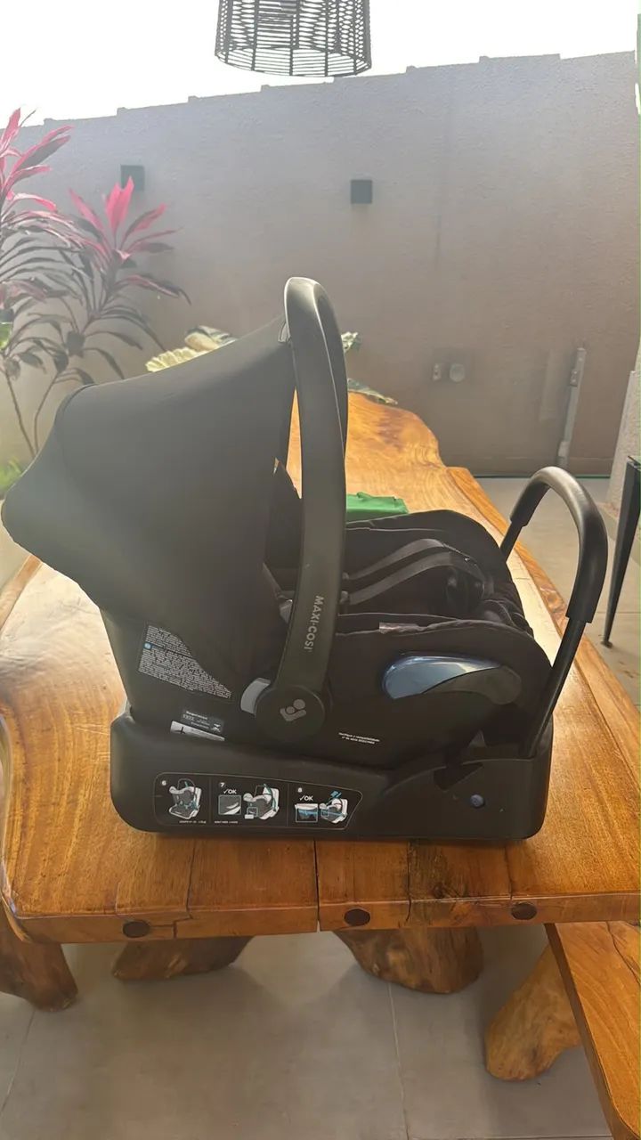 Bebê conforto Maxi Cosi, com base fixa de encaixe - Foto 2