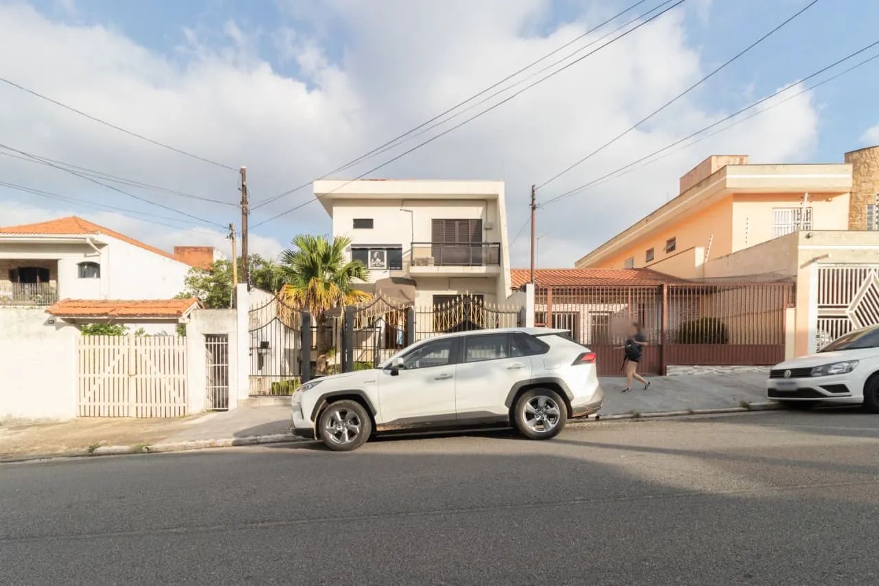 Casa comercial na Rua Doralisa, 297  308 m²