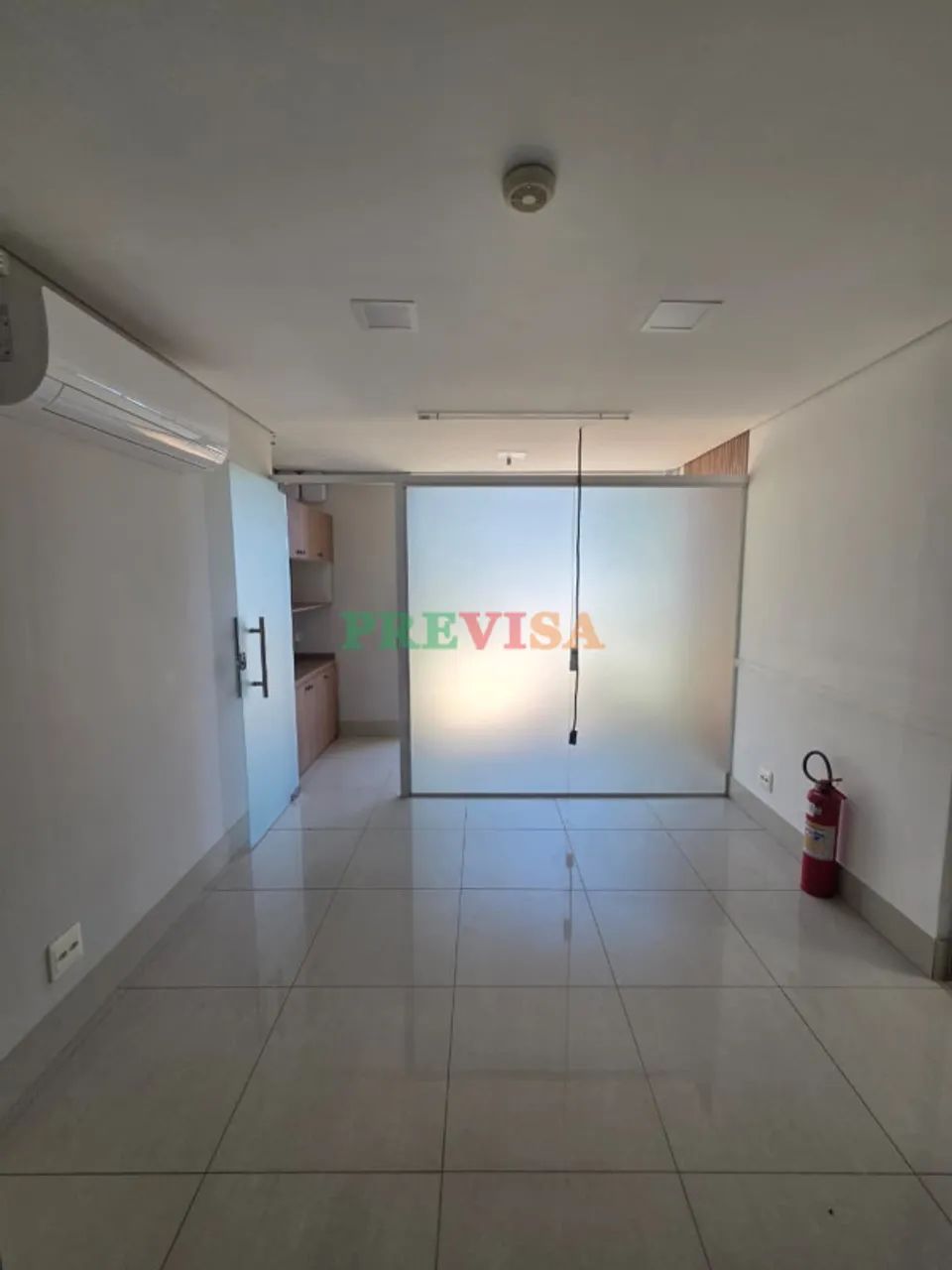 Loja / Salão / Ponto Comercial à venda em Vespasiano