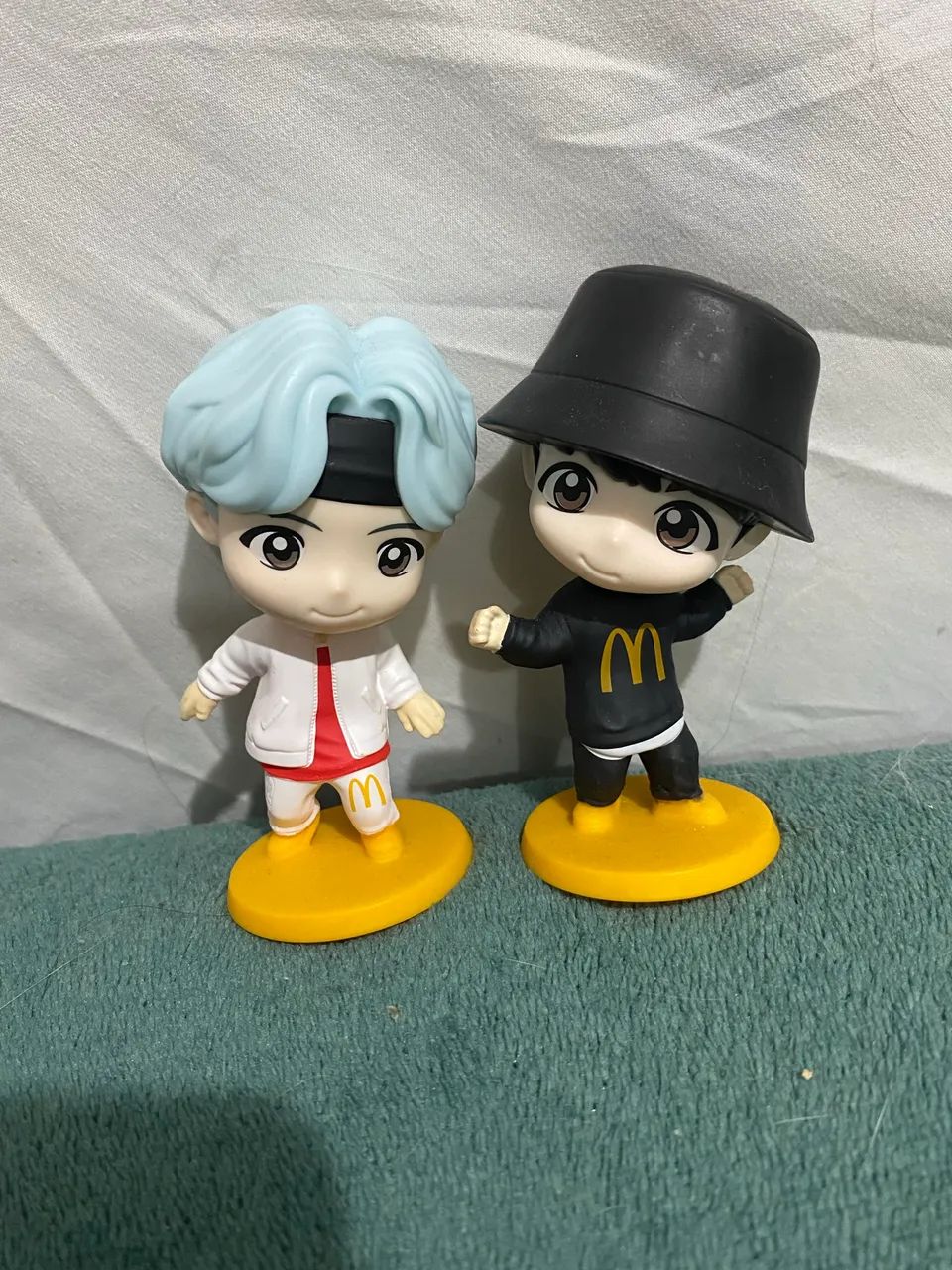 Miniatura BTS mc Donalds - Suga e Jungkook
