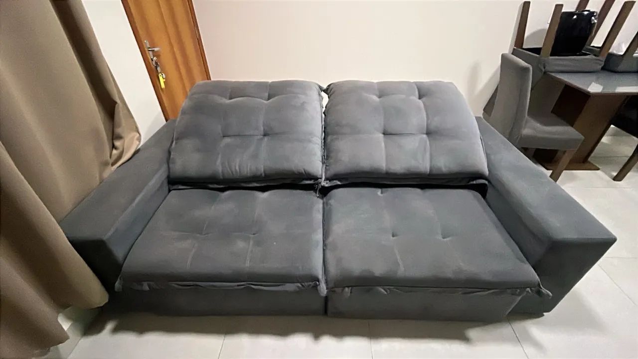 Sofá retrátil e reclinável 