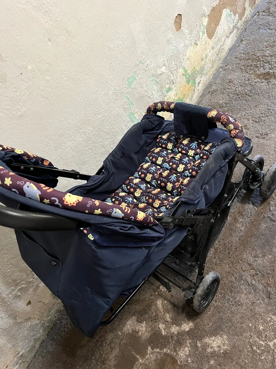 Vendo carrinho de bebê usado - Foto 3