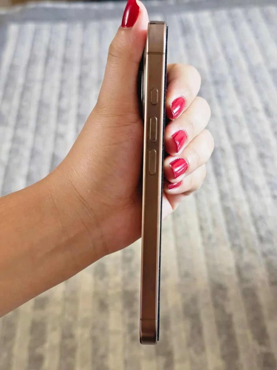 IPHONE 16Pro 128gb- Cor Desert  - Foto 5