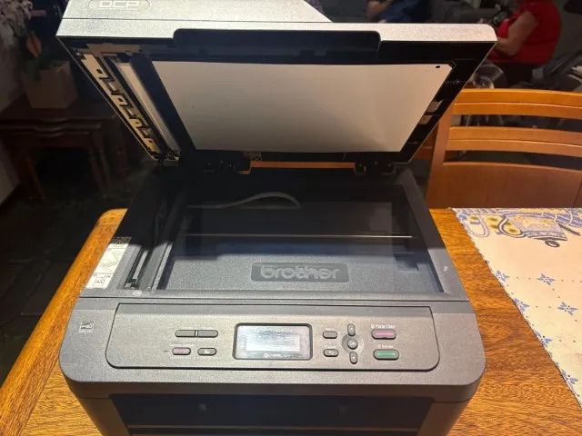 Impressora Brother DCP-7065DN - Foto 2