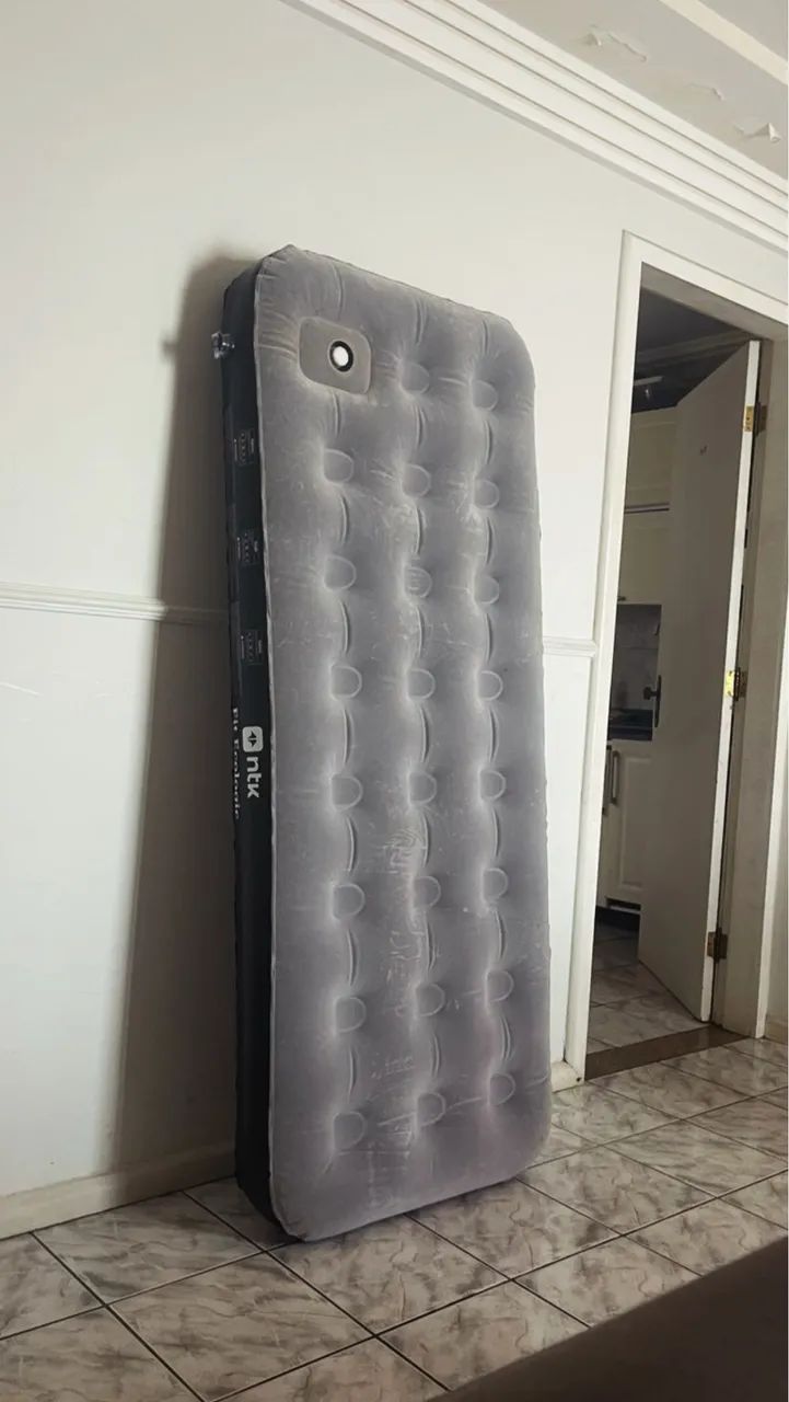 Vendo colchão inflável 