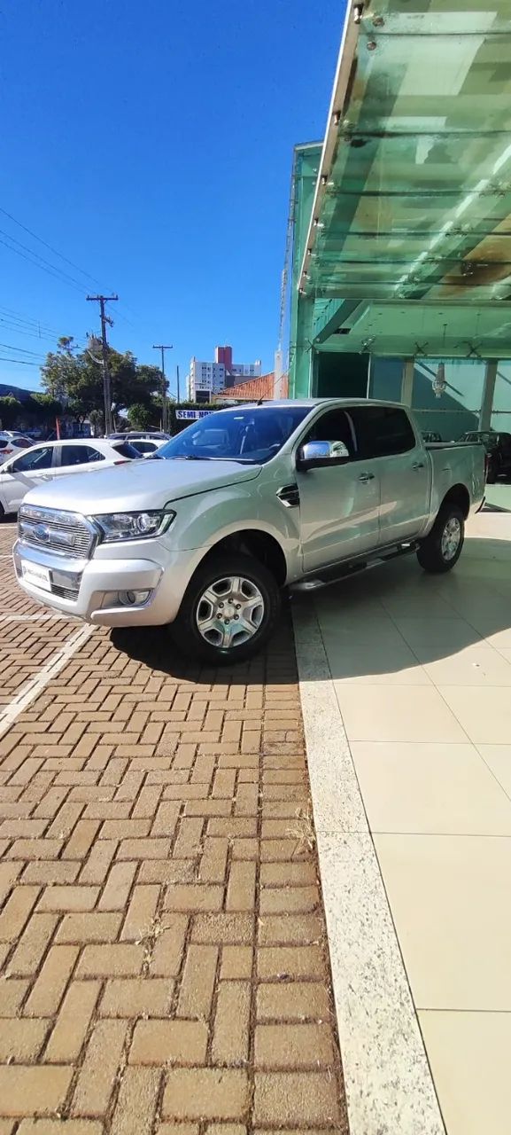 Ford Ranger XLT 2.5 16V 4X2 CD Flex 2017 - Foto 4