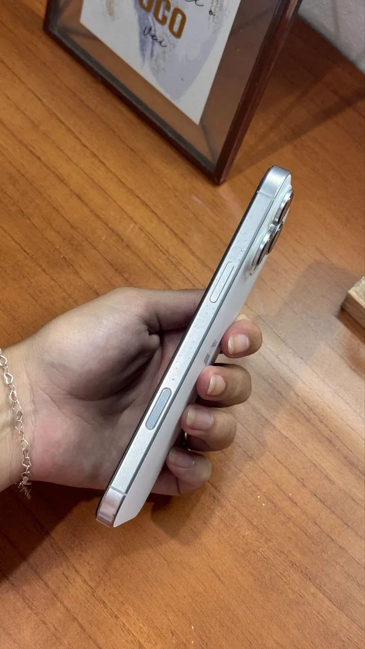iPhone 16 Pro Max 256GB - Foto 3