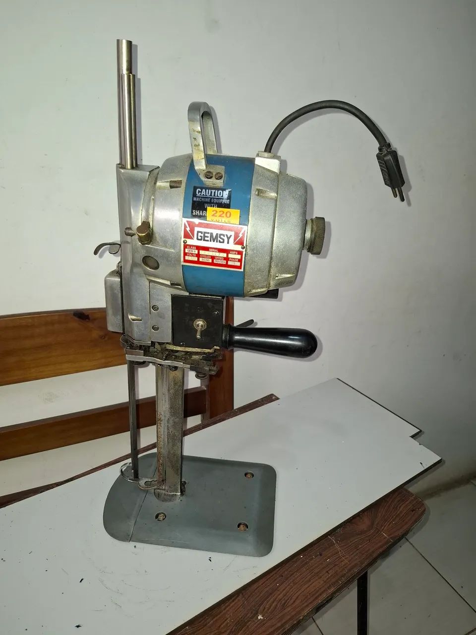 Maquina de corte de 8 polegadas / Gensy GEM-8 funcionando perfeitamente! - Foto 2