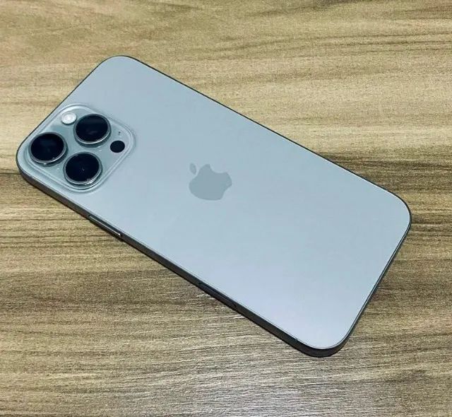 iPhone 16 Pro Max - Foto 2