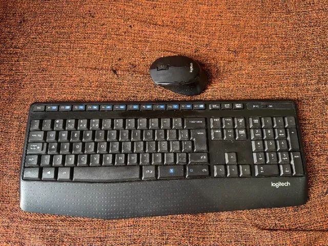 Kit teclado + mouse Logitech sem fio K345