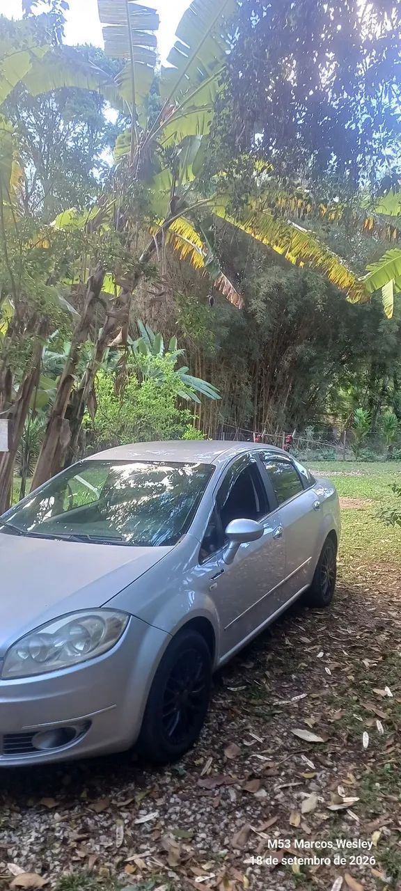 Fiat Linea LINEA ESSENCE 1.8 Flex 16V 4p 2012