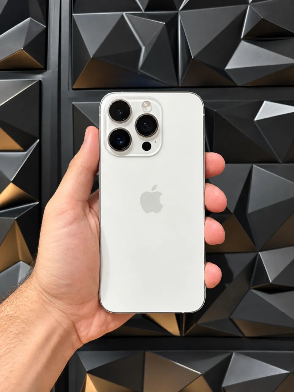 iPhone 14 Pro 1 TB - BRANCO - Foto 3