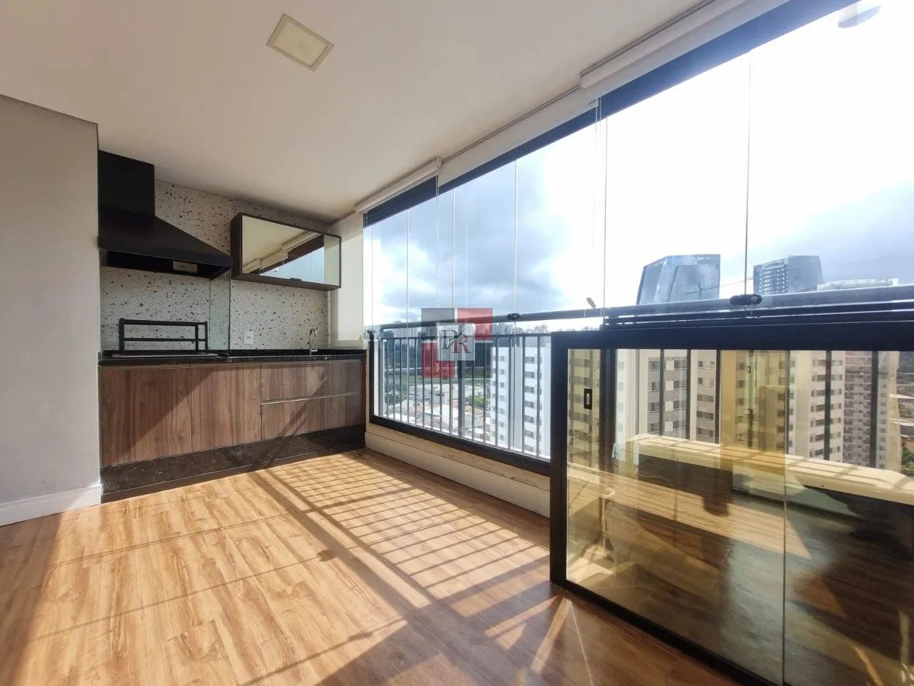 Apartamento de 67m² com 2 dormitórios e varanda gourmet na Granja Julieta