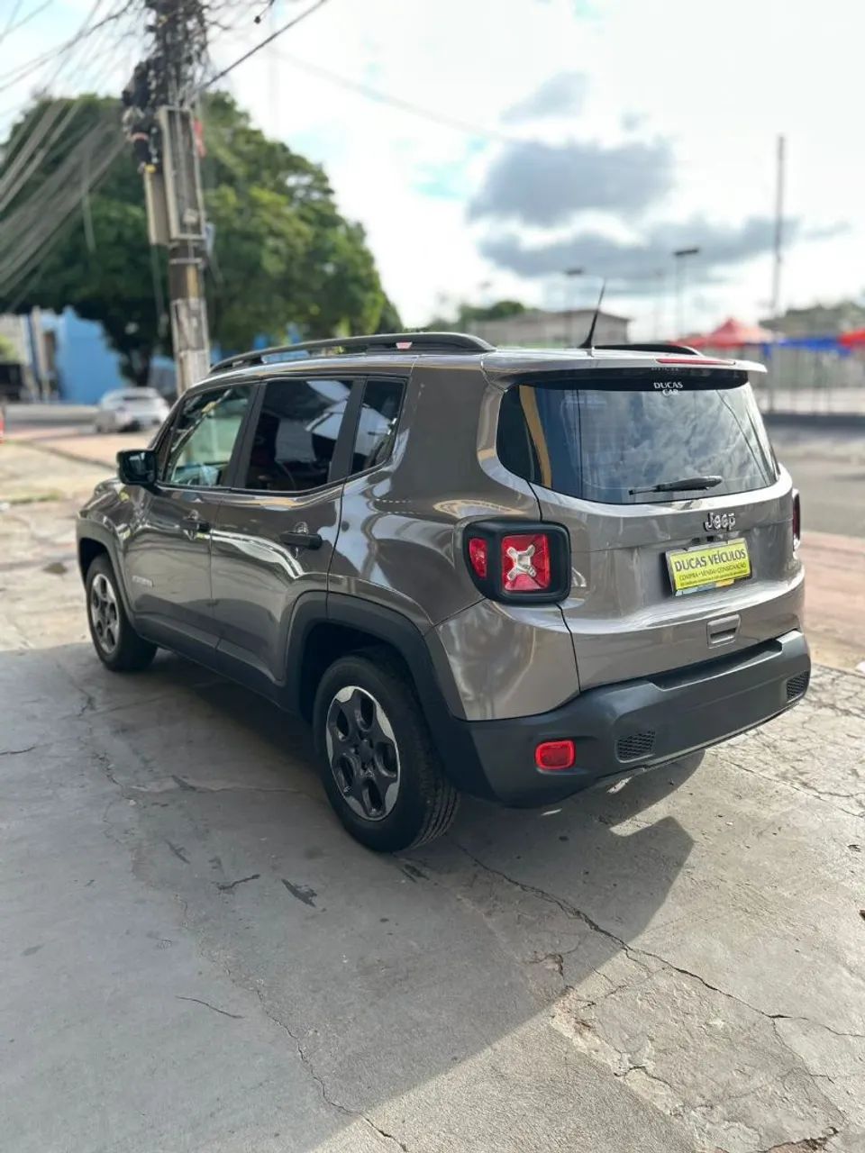 Jeep Renegade 1.8 4X2 Flex 16V Aut. 2021 - Foto 2