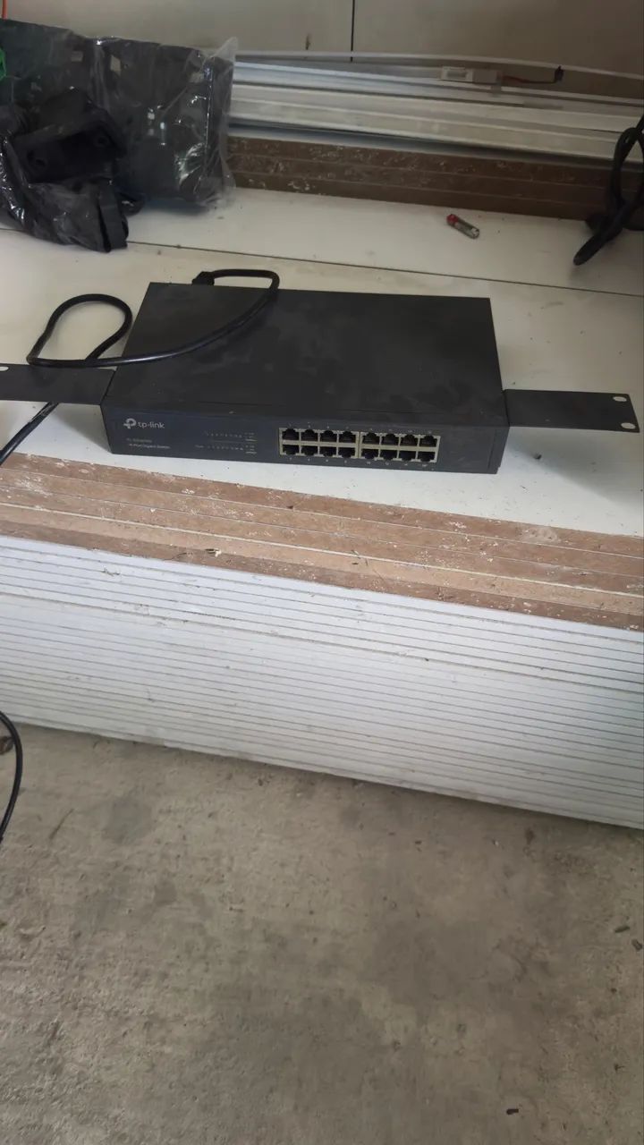 Hub Switch 16 Portas Ethernet Gigabit Tl-sg1016d - Tp-link