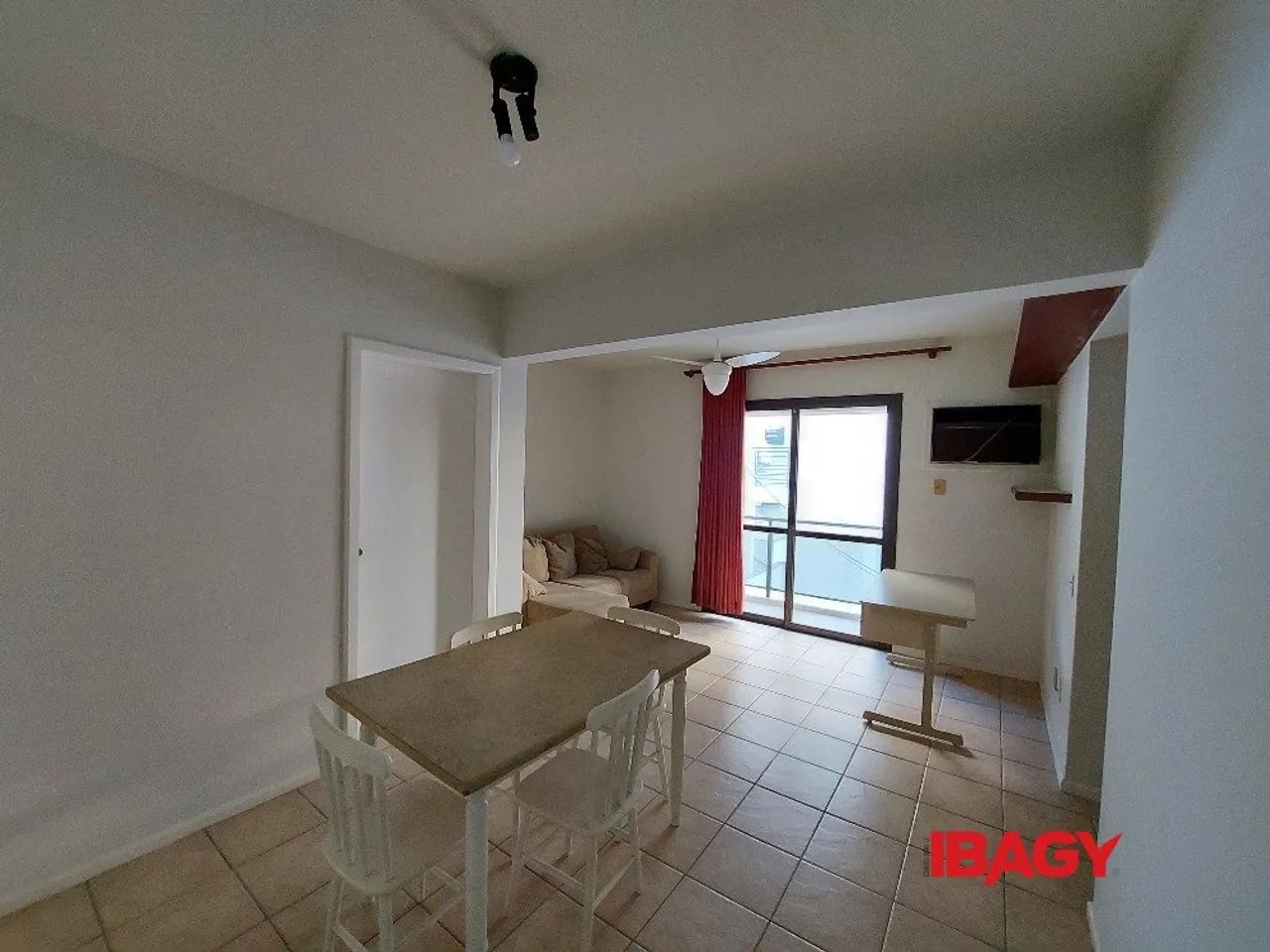 Excelente Apartamento 2 dormitório(s) em Centro - Florianópolis - Foto 4
