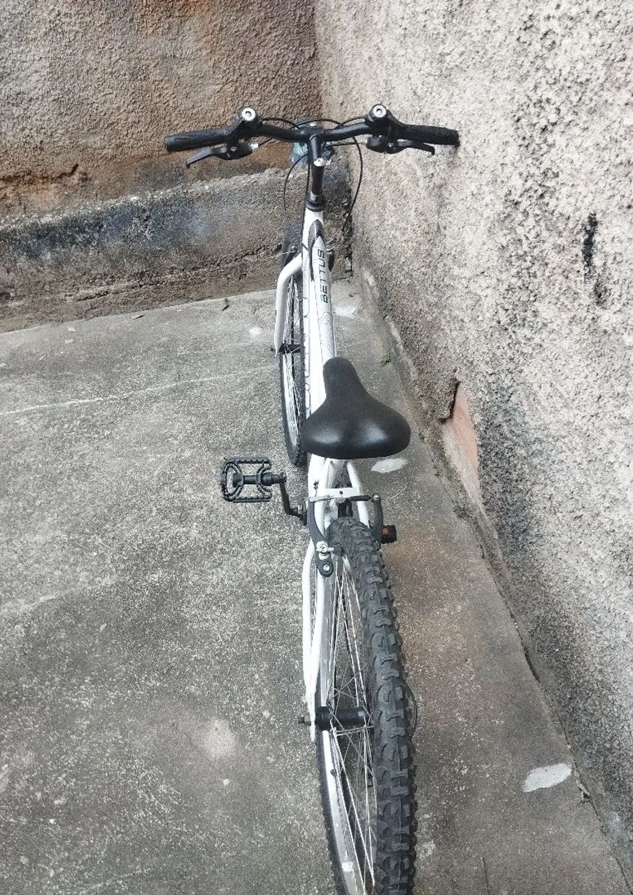 Bicicleta Bettus modelo Urban aro 24 semi-nova - Foto 3
