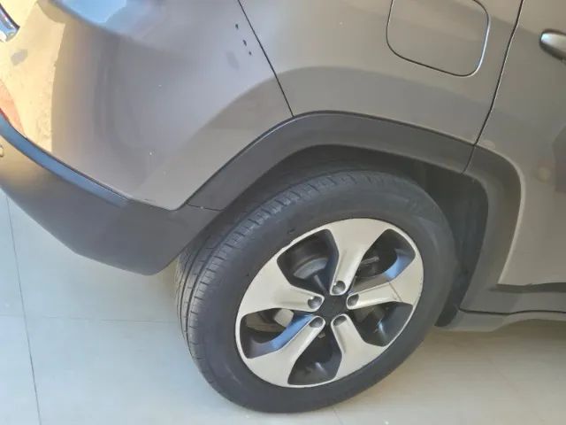 Jeep Compass Longitude 2.0 4X2 Flex 16V Aut. 2017 - Foto 4