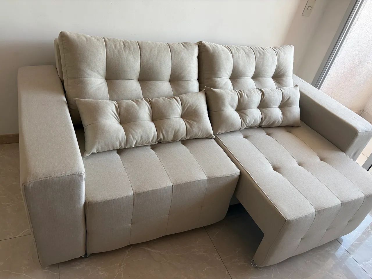 Sofá retrátil 3l em linho TAM 2,05m - Foto 2