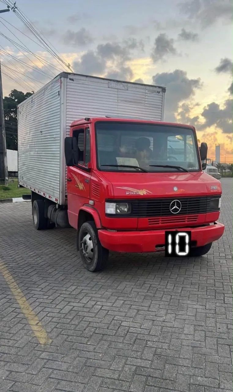 Vendo este caminhão 