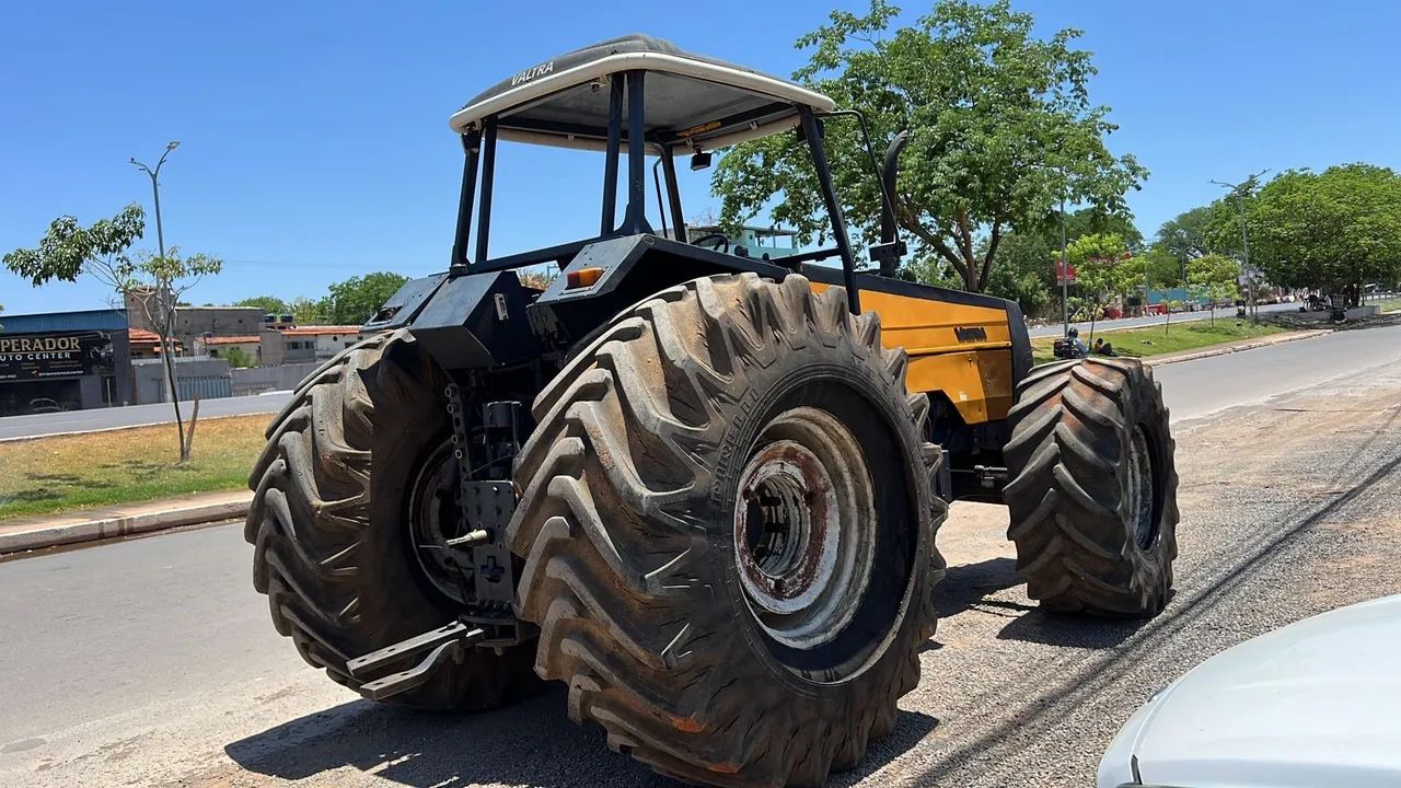 Trator Valtra BH 180 - Foto 3