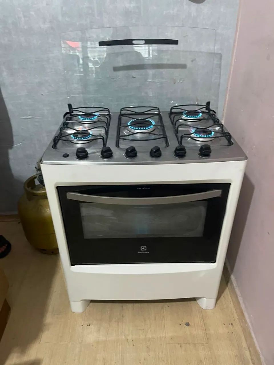 Fogão Eletrolux 5 bocas automático  - Foto 2