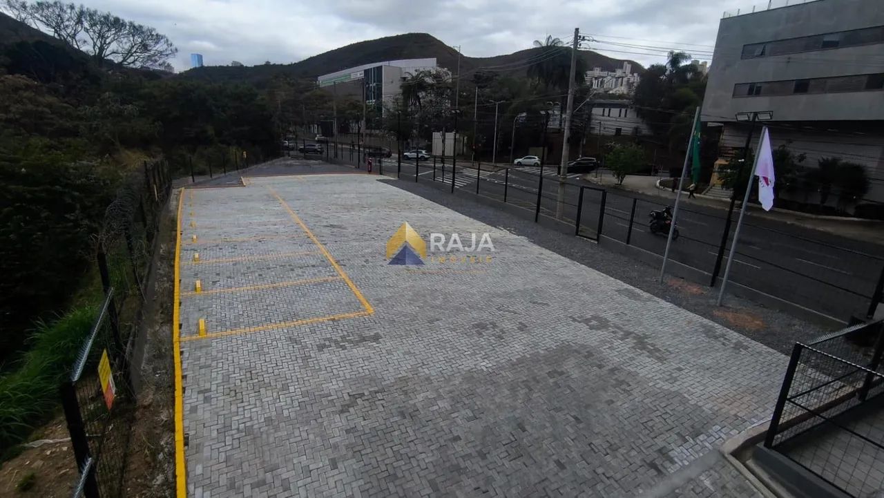 LOJA COM 210 M² PARA LOCAÇÃO NO BURITIS - Foto 2