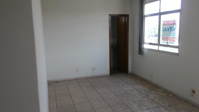 SALA COMERCIAL DE 40M² NO BARRO PRETO - COM GARAGEM