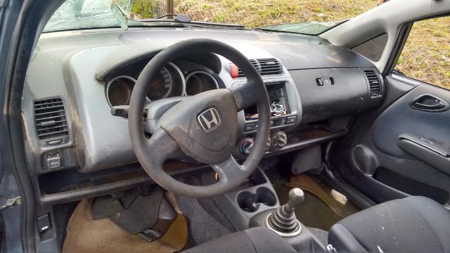 Honda Fit 1.4 Manual Gasolina 2005 - vendido em peças - Foto 5