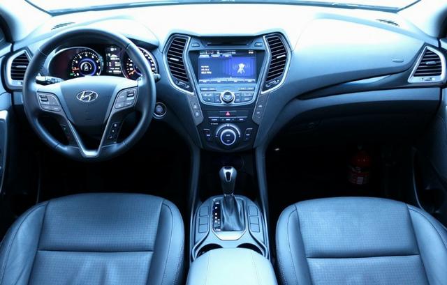 Hyundai Santa Fe GLS 4WD V6 2015 05 Lugares - Foto 8