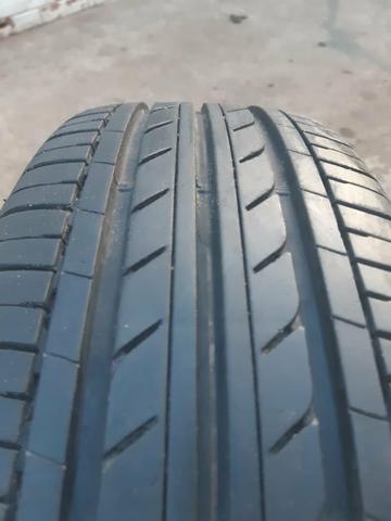 Kit de 4 pneus "185/65r15" usado!
