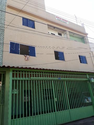 Excelente prédio com 7 aparts,1 loja,+1 terraço renda de 7 mil mês, na qr 410 Samambaia No - Foto 4