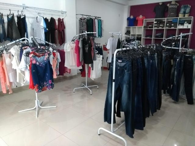 Instalação completa loja de roupas