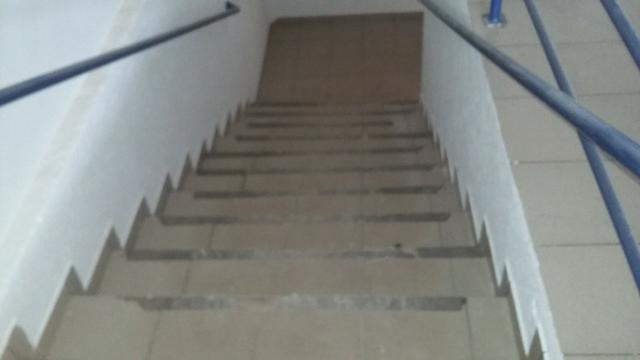 Alugo prédio 2 pavimentos centro comercial da Jatuarana - Foto 14