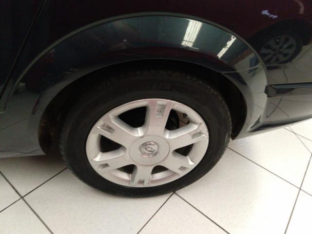 CHEVROLET VECTRA ELEGANCE 2.0 8v(FLEXPOWER) 4p - Foto 10
