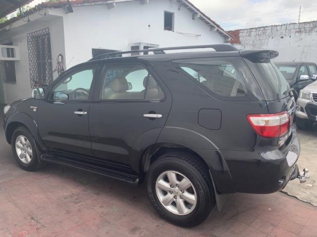 Hilux SW4 3.0 4x4 Diesel 2011 7Lugares - Foto 4