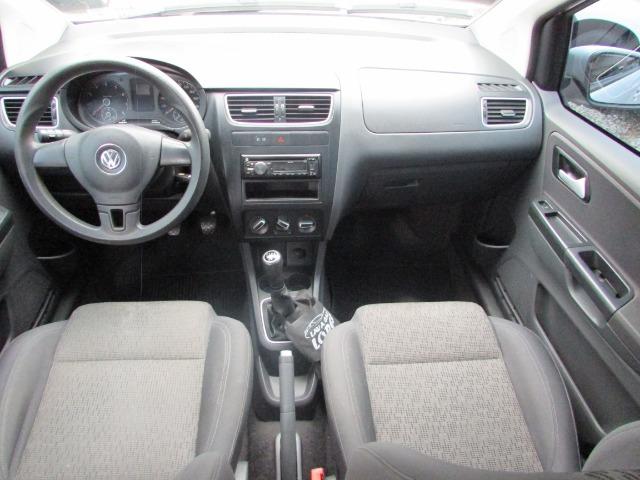 Vw fox g2 48x989 sem entrada 1.0 completo impecavel - Foto 4