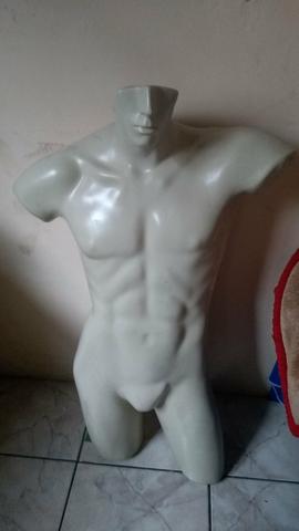 Manequim busto masculino
