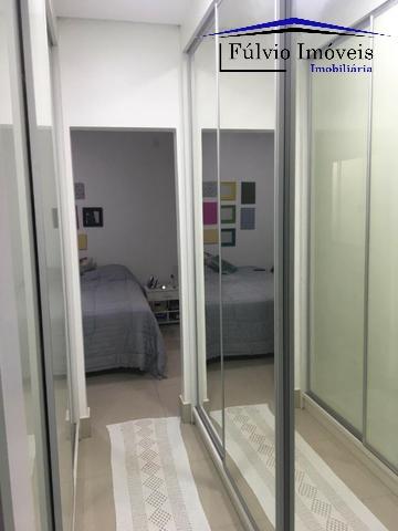 Excelente casa com 3 quartos, todos suítes, pé direito duplo e completa em armário! Única! - Foto 6